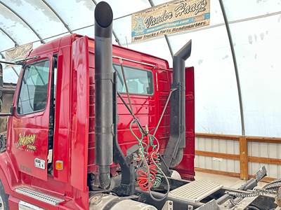 Volvo VNL Exhaust Assembly