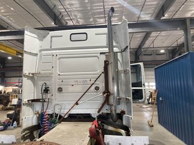 Volvo VNL Exhaust Assembly