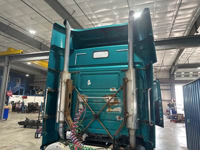 Volvo VNL Exhaust Assembly