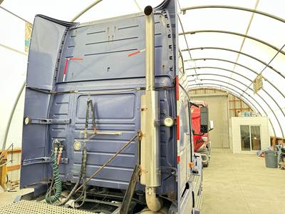 Volvo VNL Exhaust Assembly