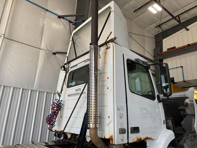 Volvo VNM Exhaust Assembly