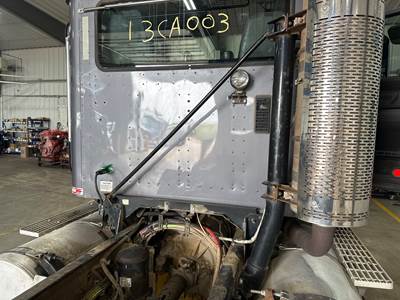 Caterpillar CT660 Exhaust Bracket