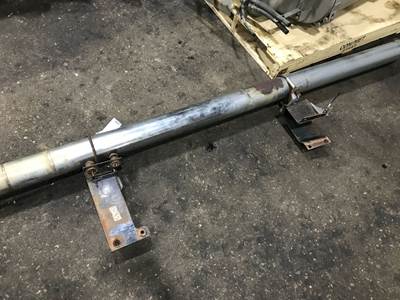 Ford LNT8000 Exhaust Bracket