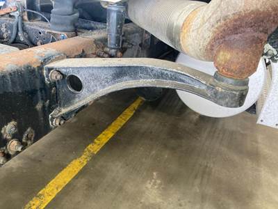 Freightliner Century Class 112 Exhaust Bracket for a Freightliner C112 Century