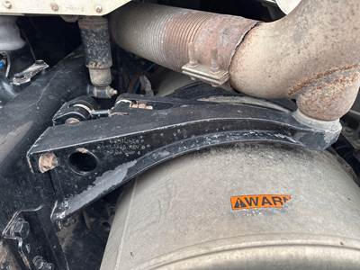 Freightliner Century Class 112 Exhaust Bracket for a Freightliner C112 Century