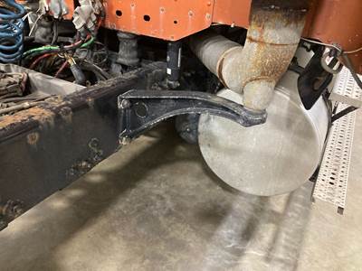 Freightliner Century Class 120 Exhaust Bracket for a Freightliner C120 Century