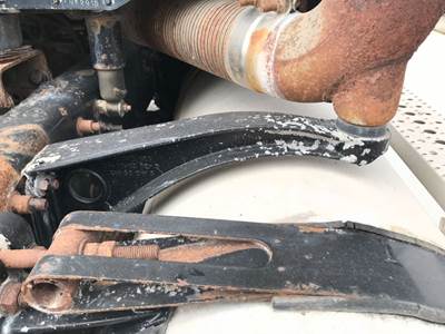 Freightliner Columbia 120 Exhaust Bracket