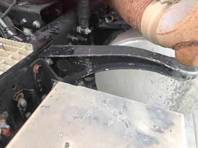 Freightliner Columbia 120 Exhaust Bracket