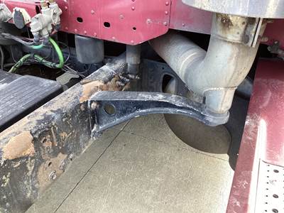 Freightliner Columbia 120 Exhaust Bracket