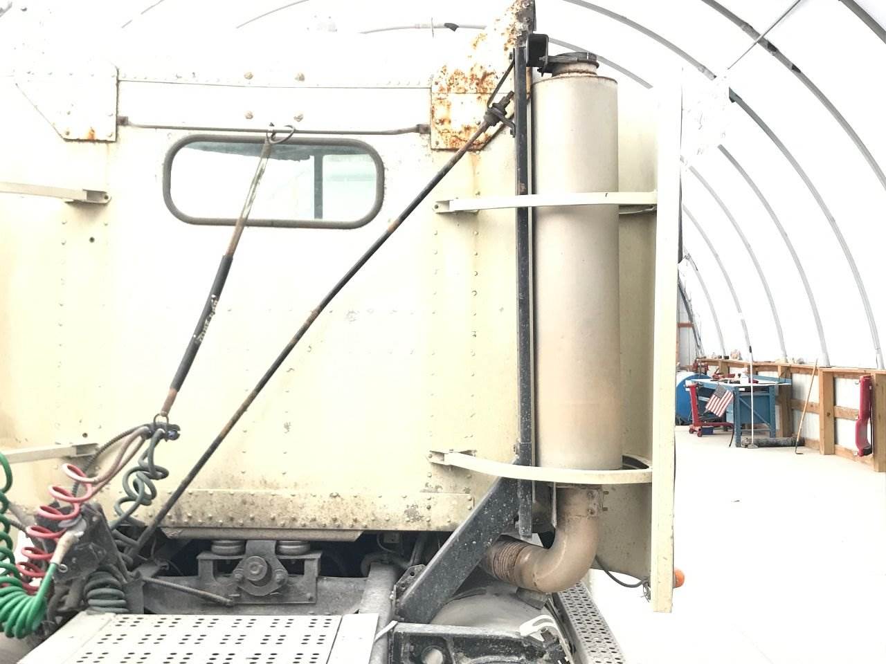 1999 Freightliner FLD112 Exhaust Bracket For Sale Council Bluffs, IA