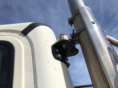 Freightliner M2 106 Exhaust Bracket