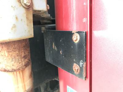 International S2500 Exhaust Bracket