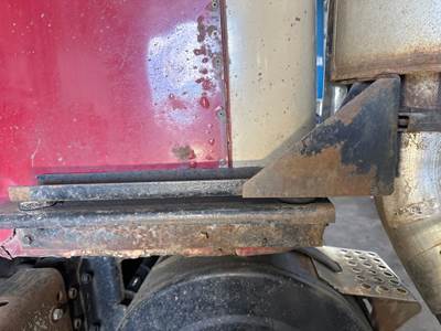 International TranStar 4200 Exhaust Bracket for a International 4200 Transtar