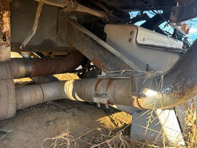 Kenworth W900B Exhaust Bracket