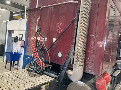 Mack AN (ANTHEM) Exhaust Bracket