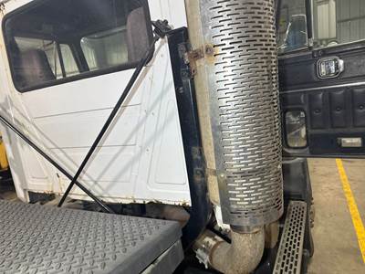 Mack CH Exhaust Bracket