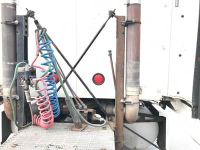 Mack CX Exhaust Bracket