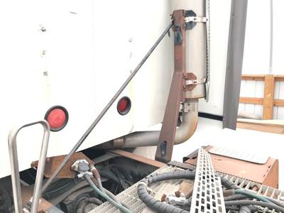 Mack CXN Exhaust Bracket