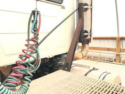 Mack CXN Exhaust Bracket