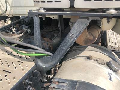 Mack CXU Exhaust Bracket