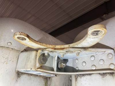 Peterbilt 367 Exhaust Bracket
