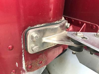 Peterbilt 379 Exhaust Bracket