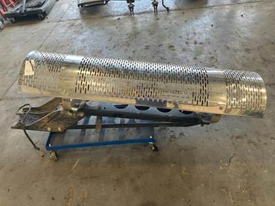 Sterling L9513 Exhaust Bracket