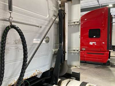 Volvo VNL Exhaust Bracket