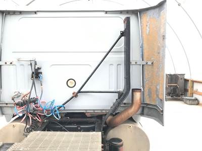 Volvo WIA Exhaust Bracket