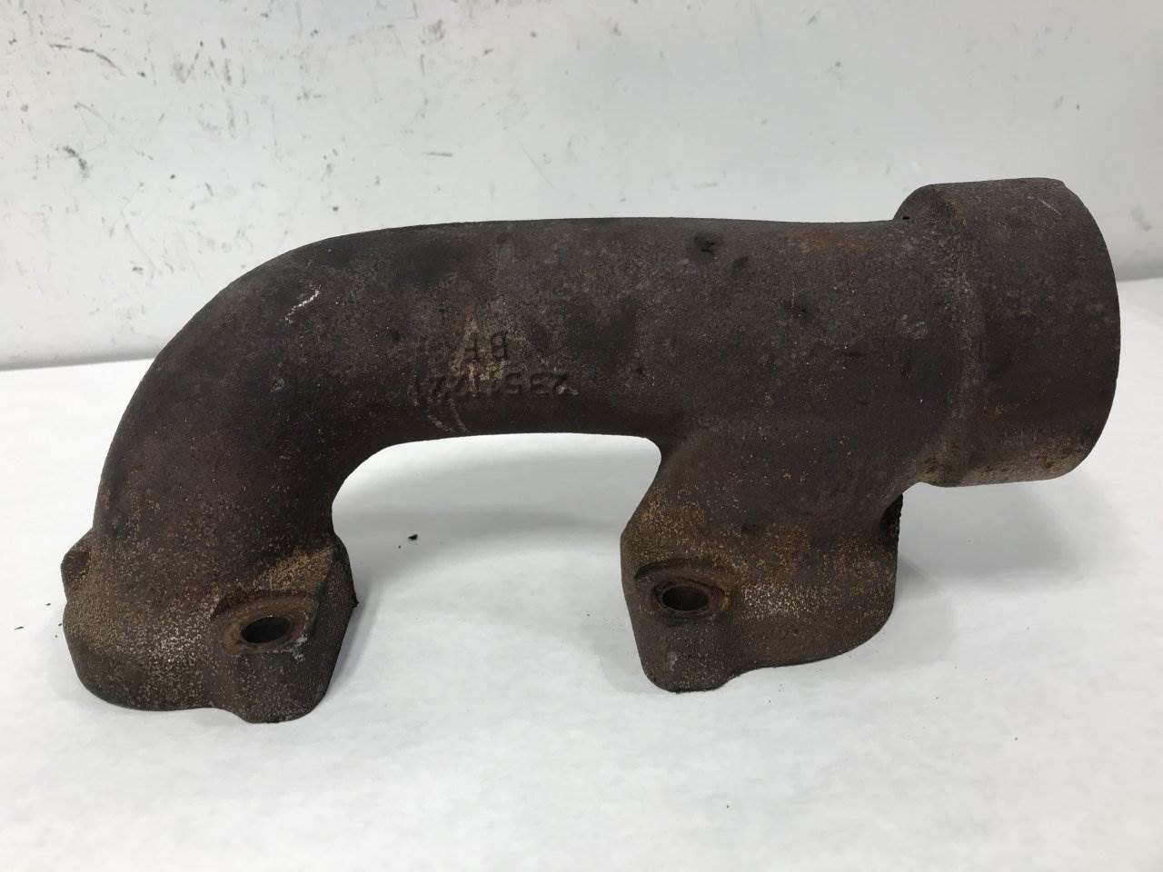 2000 Detroit Series 60 12.7L Exhaust Manifold for a Freightliner