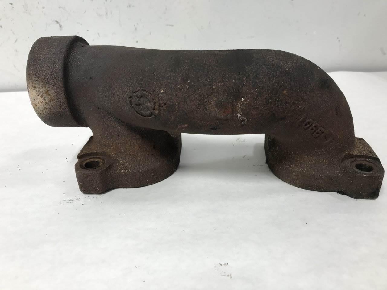 2000 Detroit Series 60 12.7L Exhaust Manifold for a Freightliner