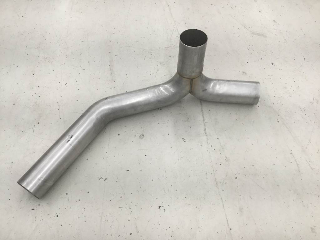 Exhaust Y Pipe for a Peterbilt 379 For Sale Spencer, IA PB15353Y