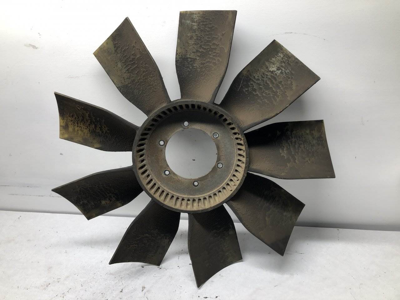 2004 Caterpillar 3126 Fan Blade for a Freightliner FL70 For Sale