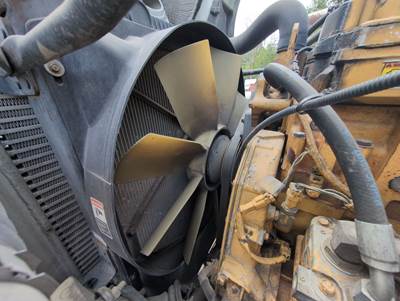 Caterpillar C13 Fan Blade for a Freightliner Columbia 120