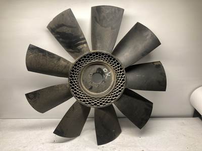Cummins ISX Fan Blade for a Peterbilt 386