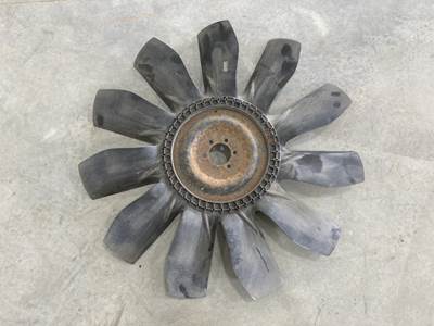 Cummins ISX Fan Blade for a Peterbilt 387