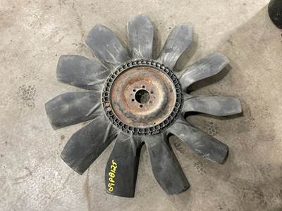Cummins ISX Fan Blade for a Peterbilt 387