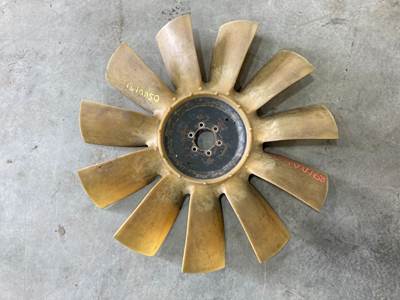 Cummins ISX Fan Blade for a Volvo VNL