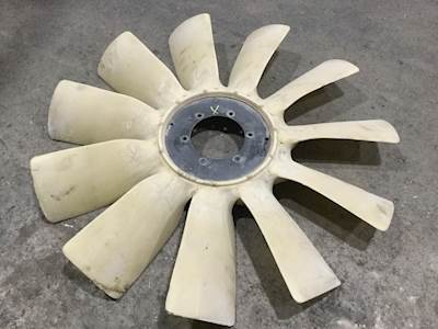 Cummins ISX11.9 Fan Blade for a Peterbilt 579