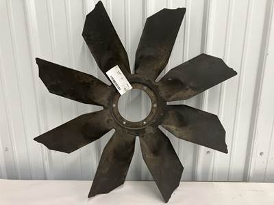 Cummins N14 CELECT PLUS Fan Blade for a Peterbilt 379