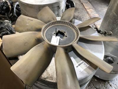 Cummins N14 CELECT PLUS Fan Blade for a International 9400