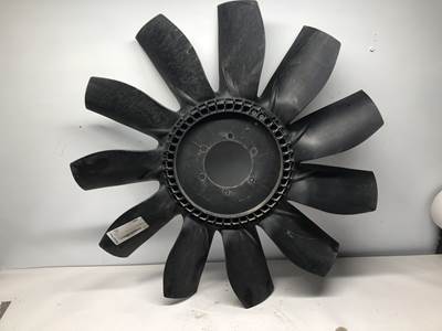 Cummins X15 Fan Blade for a Peterbilt 579