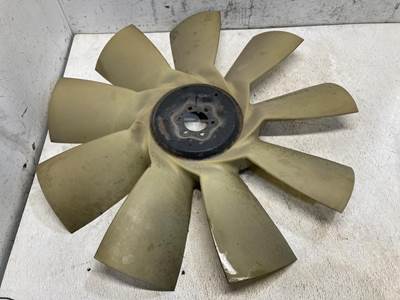 Detroit DD15 Fan Blade for a Freightliner Cascadia