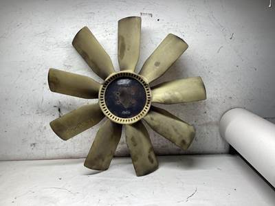 Detroit Series 60 12.7L Fan Blade for a Freightliner Columbia 120