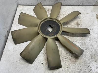 Detroit Series 60 14.0L Fan Blade for a Freightliner Columbia 120