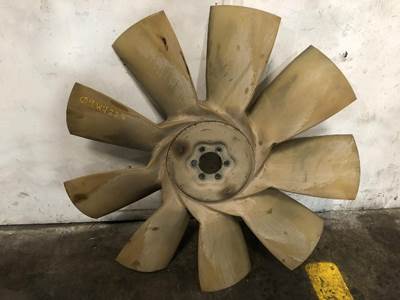 Detroit Series 60 14.0L Fan Blade for a Freightliner Columbia 120