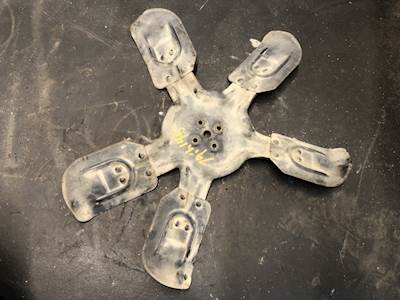 International 404 Fan Blade for a International S1700