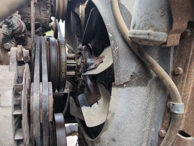 International DT466B Fan Blade for a International S1900