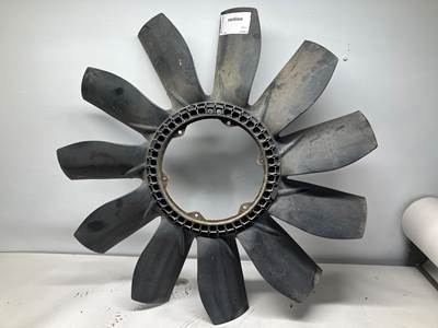 International MaxxForce 13 Fan Blade for a International Prostar