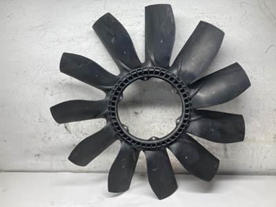 International N13 Fan Blade for a International Transtar (8600)